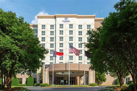 hotels charlotte nc 28217